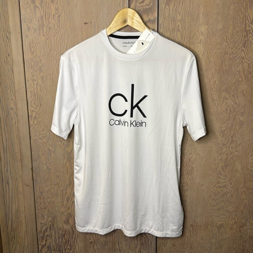 NWT Calvin Klein Mens Wicking T-Shirt Size XS